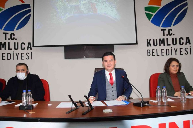 Kumluca Belediyesi Meclis Toplantısı’nda Mhp’liler Meclisi Terk Etti