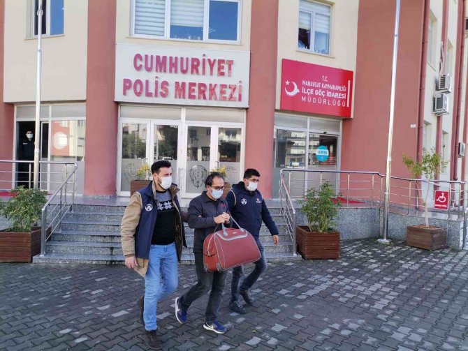 Firari Fetö Üyesi Eski Emniyet Amiri Yakalandı