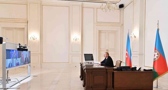 Aliyev, Paşinyan, Macron Ve Ab Konseyi Başkanı Michel Video Konferans Yoluyla Bir Araya Geldi