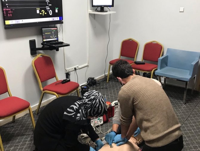 Bitlis’te Ambulans Servisi Personellerine Temel Modül Eğitimi Verildi