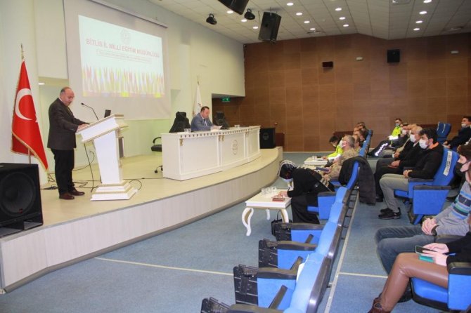 Bitlis’te ‘Okul Güvenliği’ Toplantısı Yapıldı