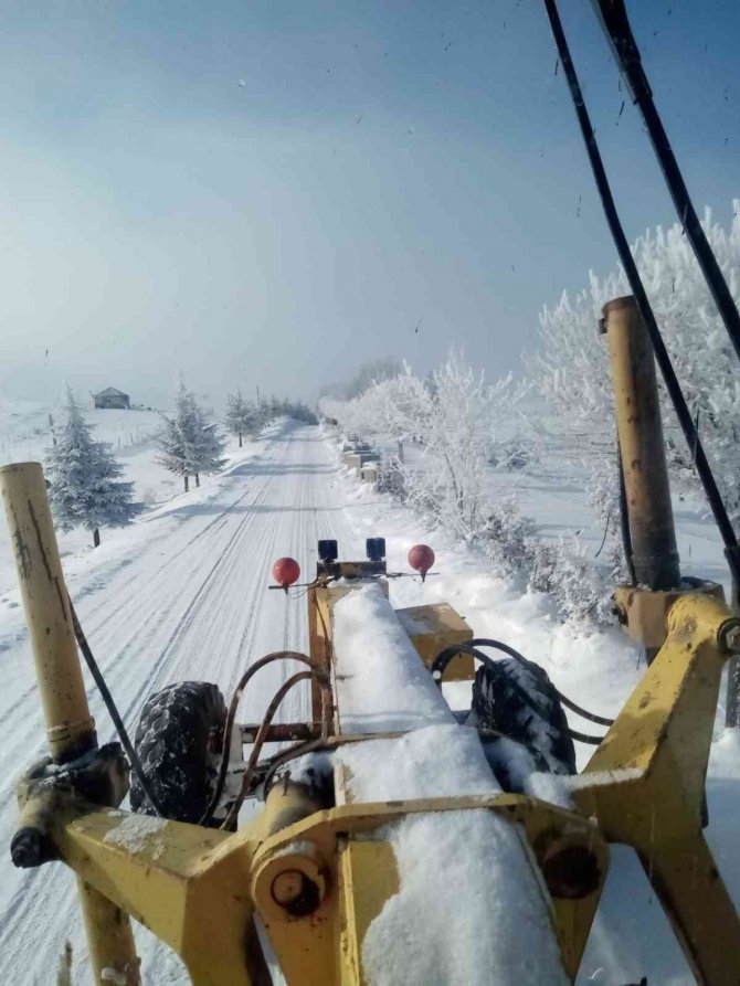 Çankırı’da 14 Bin Kilometrelik Köy Yolu Ulaşıma Açıldı