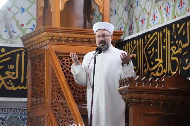 Diyanet İ̇şleri Başkanı Erbaş, Cizre’de Nuh Nebi Camisinde Cuma Namazını Kıldırdı