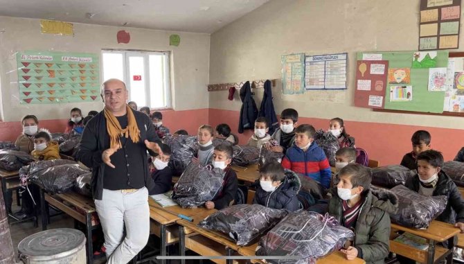 Diyarbakır’dan Van’a Uzanan İyilik Köprüsü