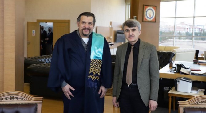 Dpü’de Akademik Yükseltme Töreni