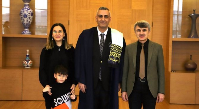 Dpü’de Akademik Yükseltme Töreni