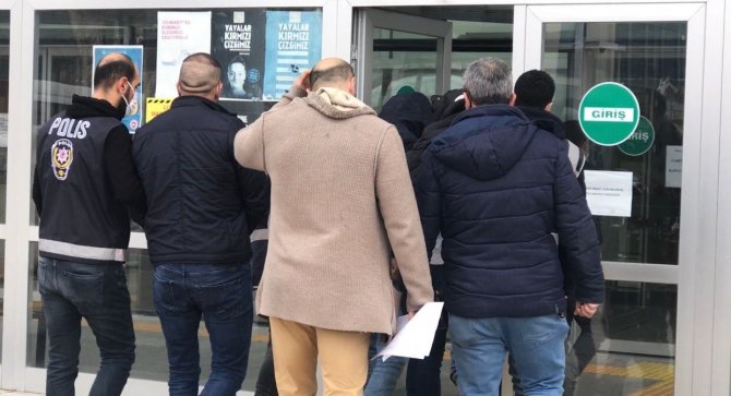 Elazığ Polisi Hırsızlara Göz Açtırmıyor: 5 Zanlı Yakalandı