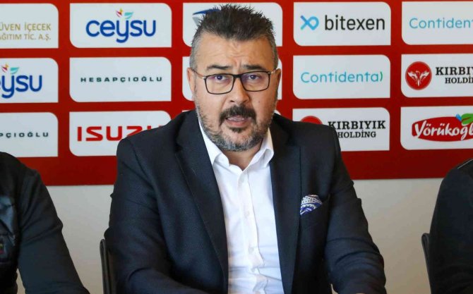Antalyaspor, Yeni Transferleri İçin İmza Töreni Düzenledi