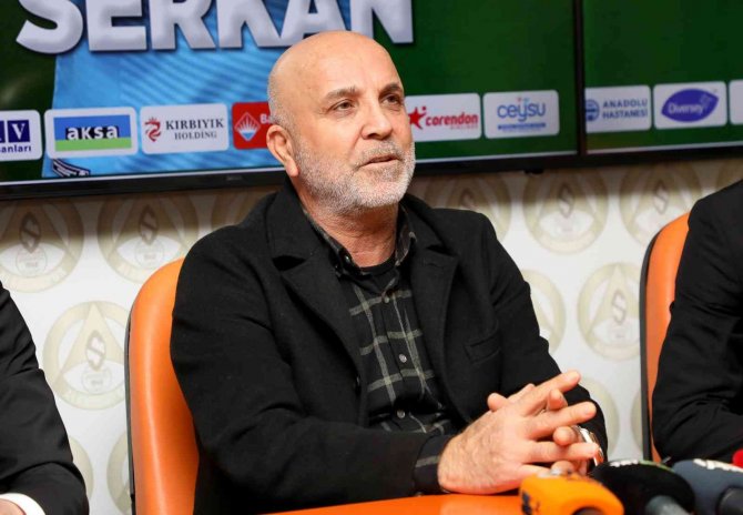 Alanyaspor, Efecan, Tayfur Ve Serkan İle Sözleşme Yeniledi
