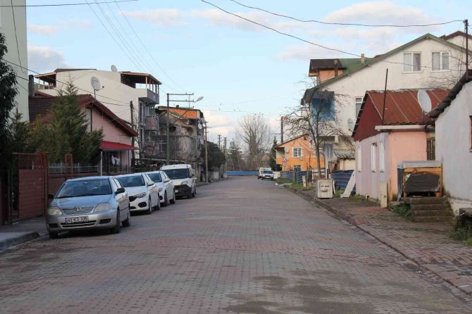 İ̇ş İnsanı, Cuma Namazı Çıkışı Silahlı Saldırıya Uğradı