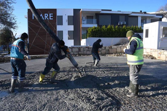 Kuşadası’nda "Yeşil" Seferberlik Aralıksız Sürüyor