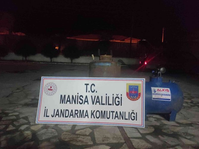 Çiftçilerin Çalınan Malzemelerini Jandarma Buldu
