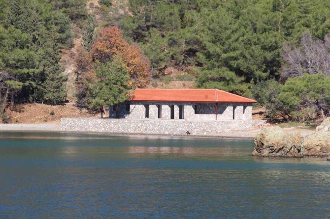 Göcek’te Koylardaki Kaçak Yapılaşma Yerinde İncelendi