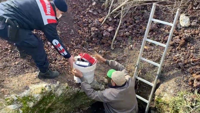 Arkeolojik Sit Alanında Kaçak Kazı Yapanlar Suçüstü Yakalandı