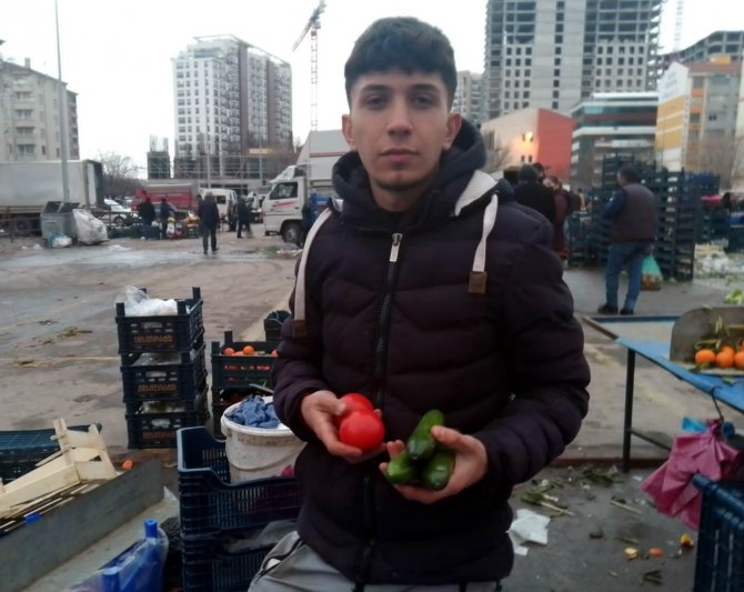 Pazarda Haftanın Zam Şampiyonu ‘Salatalık’ Oldu