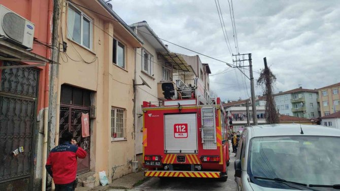 Haber Alınamayan Yaşlı Adam Evde Uyurken Bulundu: "3 Gündür Uyuyamıyordum, Uyuyakalmışım"