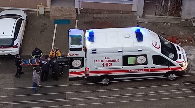 Asansör Boşluğuna Düşen İnşaat İşçisi Ağır Yaralandı