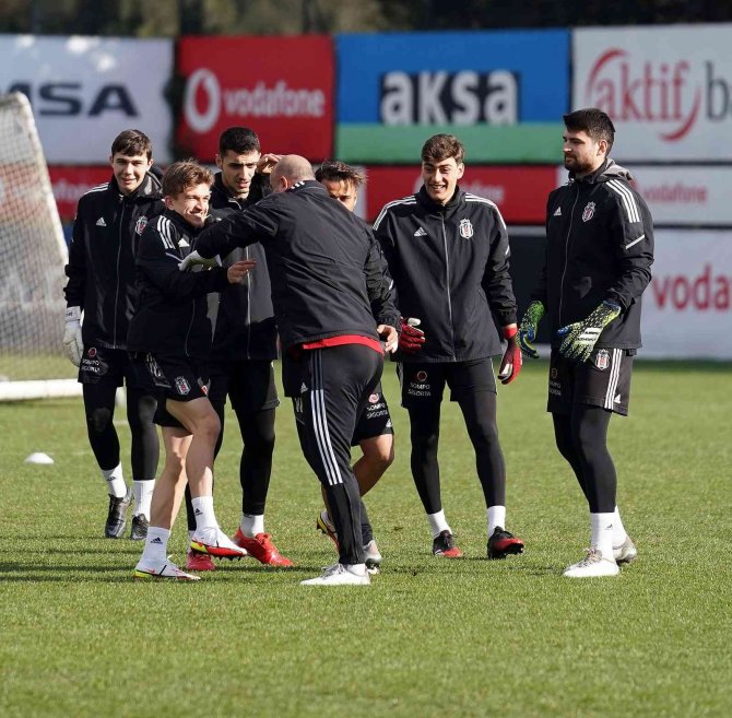 Beşiktaş, Antalyaspor Maçı Hazırlıklarına Devam Etti