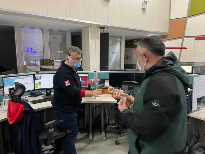 İ̇l Başkanı Yıldırım 112 Acil Çağrı Merkezi Çalışanlarıyla Bir Araya Geldi