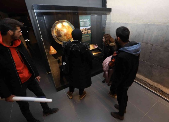 Vanlı Öğrenciler İçin Tanıtım Gezisi