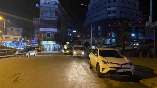 Gazipaşa Caddesi Yeniden Trafiğe Açıldı