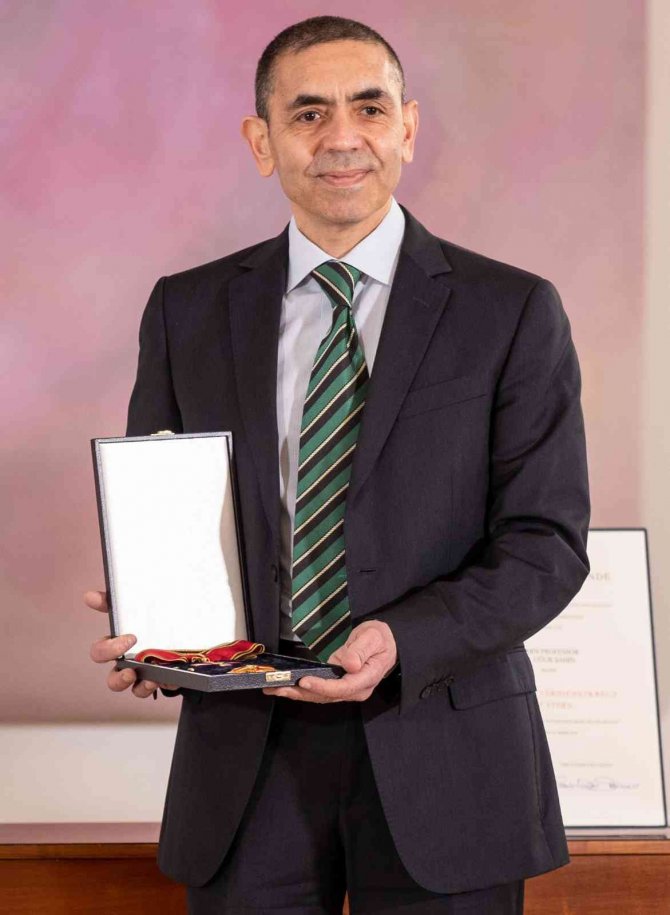 Uğur Şahin: "Mrna İle İlk Etapta Metastazların Gelişmemesini Ve Kanserin Tekrar Ortaya Çıkmamasını Sağlamak İstiyoruz"