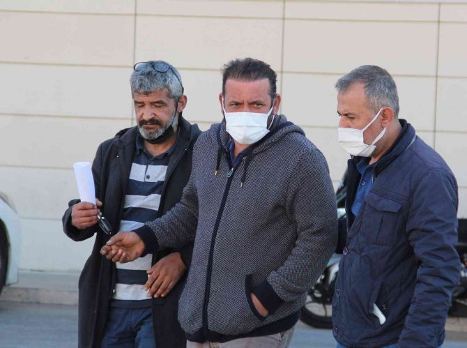 Otomobilin Ağaca Çarptığı Kazada Ölen Gencin Cenazesi Morgdan Alındı