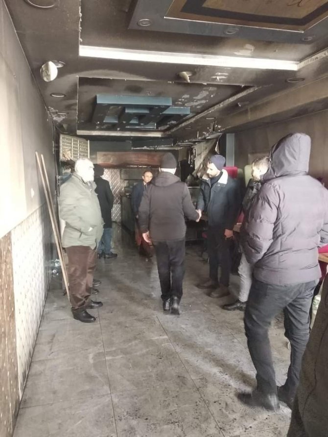 Tatvan’da İş Yeri Yangını