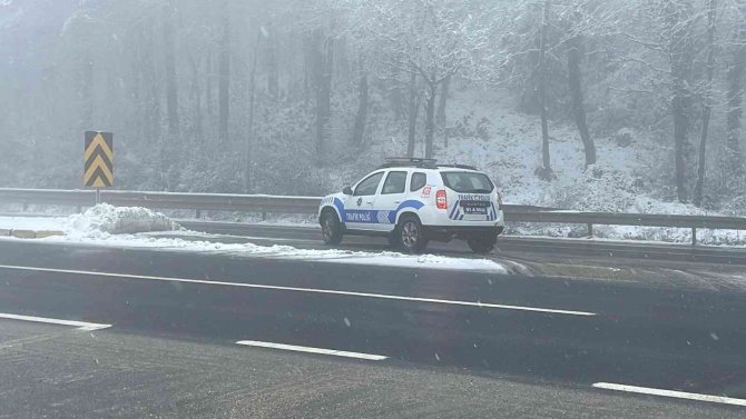 Bolu Dağı’nda Sis Etkili Oluyor