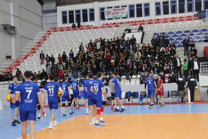Efeler Ligi: Cizre Belediyespor: 3 - Tokat Belediye Plevne: 2