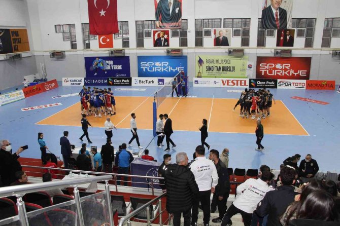 Efeler Ligi: Cizre Belediyespor: 3 - Tokat Belediye Plevne: 2