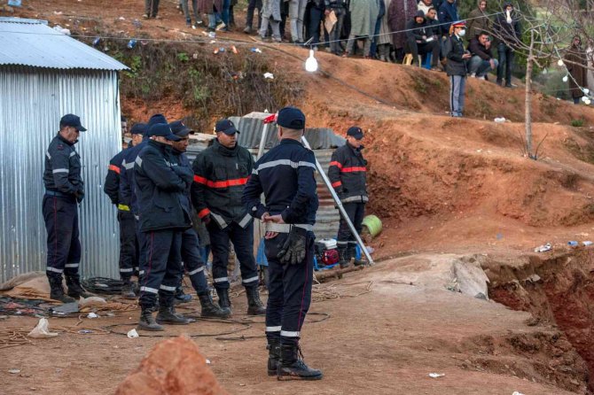 Fas’ta 4 Gün Önce Kuyuya Düşen Küçük Çocuğa Ulaşmaya Son 2 Metre Kaldı