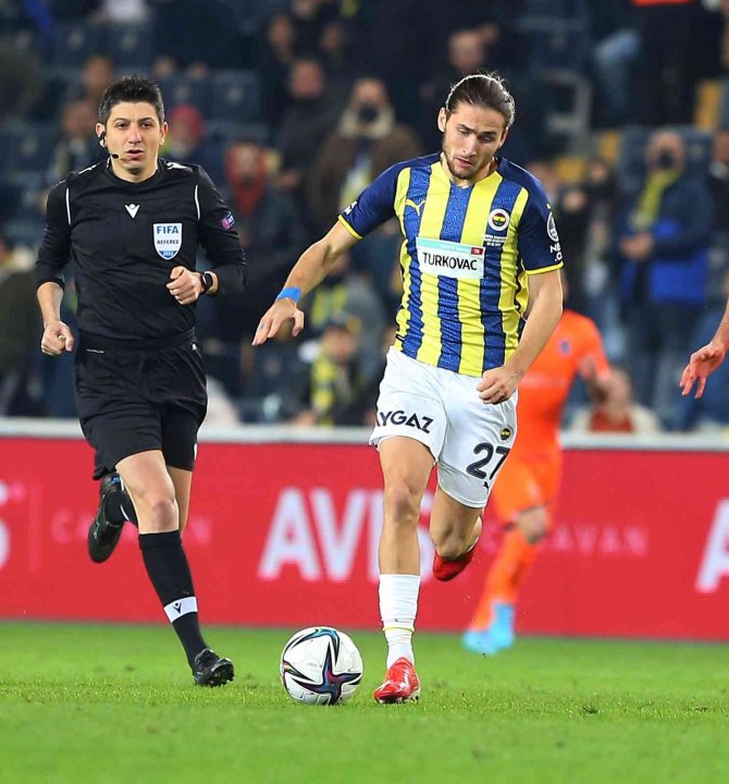 Crespo Cezalı Duruma Düştü