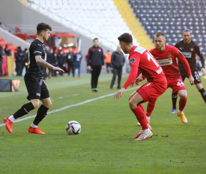 Sivasspor, Ligde 7. Yenilgisini Aldı
