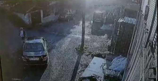 İ̇stanbul’da Öfkeli Koca Dehşeti Kamerada: Evliyken Aldatıldığını Öğrenince Kurşun Yağdırdı