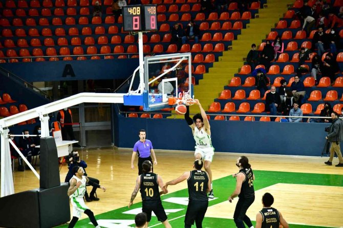 Türkiye Basketbol Ligi’nde Liderlik Koltuğuna Mamak Oturdu