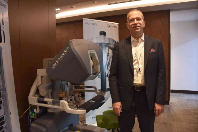 Hekimler, Da Vinci Cerrahi Robot Ve Rezum Simülatörlerini Deneyimledi