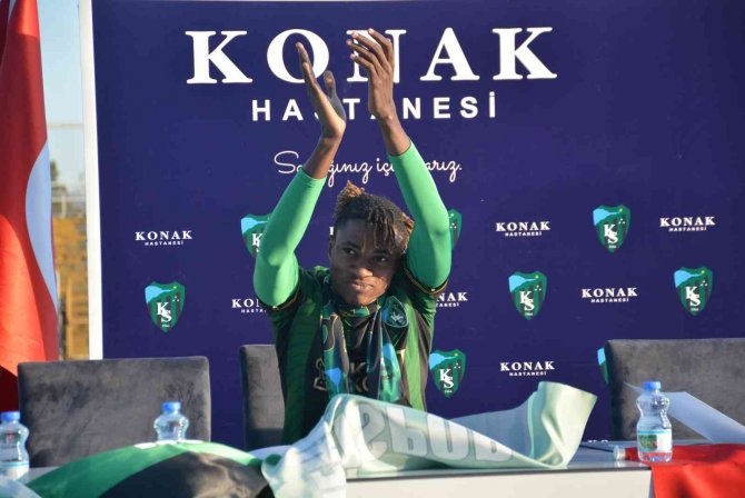 Kocaelispor’da Taraftara Açık İmza Şov