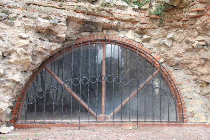 Asırlar Önce Öldürülen Santa Barbara’nın Gizemli Efsanesi