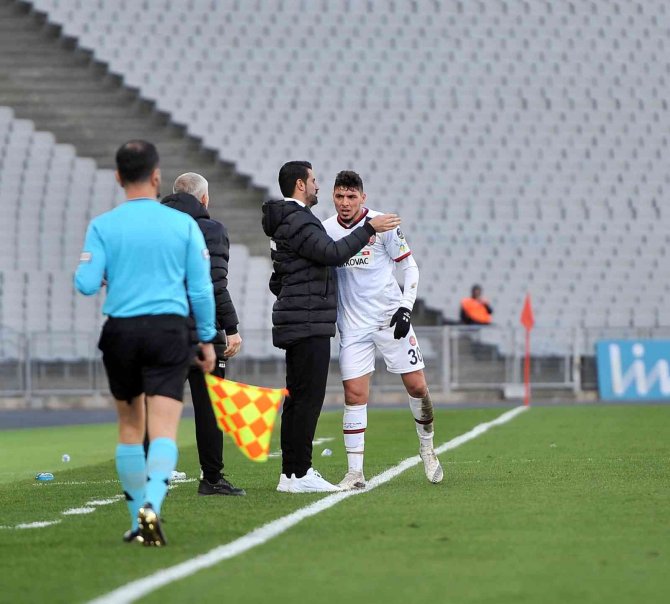 Spor Toto Süper Lig: Fatih Karagümrük: 1 - Yeni Malatyaspor: 0 (Maç Sonucu)