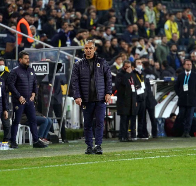Spor Toto Süper Lig: Fenerbahçe: 0 - Medipol Başakşehir: 1 (Maç Sonucu)