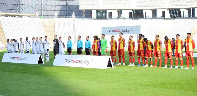 Spor Toto Süper Lig: Karagümrük: 0 - Yeni Malatyaspor: 0 (Maç Devam Ediyor)