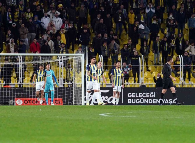 Fenerbahçe Sadece Başakşehir’e Gol Atamadı