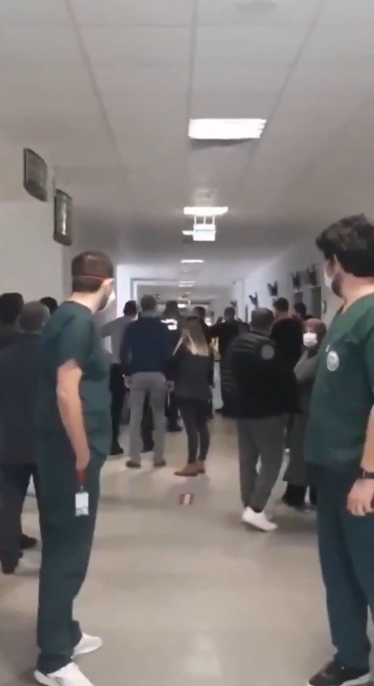 Doktora Tehditleri İle Korku Dolu Anlar Yaşatan Şahsa 9 Ay Hapis Ve 12 Bin 750 Lira Para Cezası