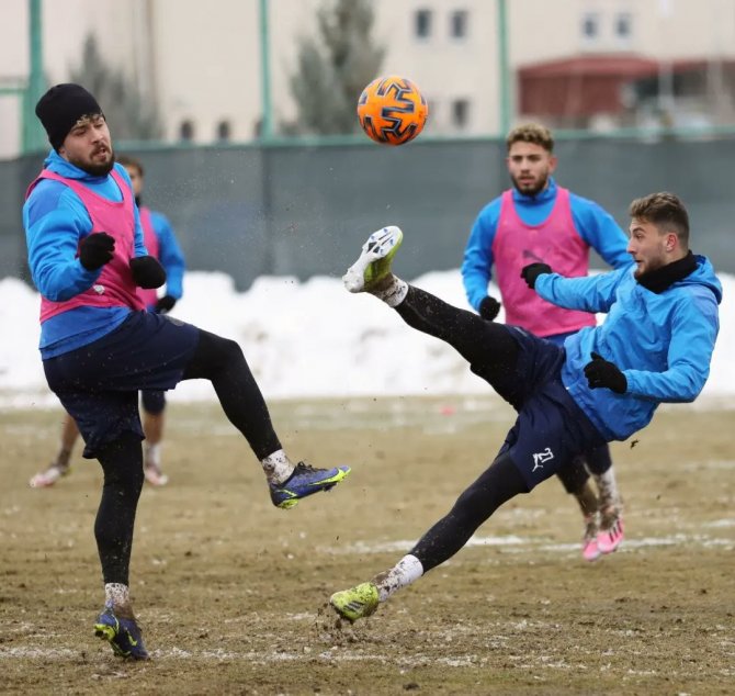 Afyonspor’da Hesaplar ‘3’ Puan Üstüne Yapılıyor
