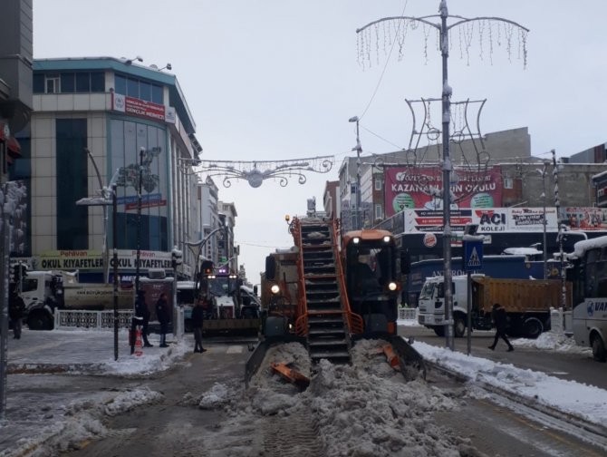 Van’da Karla Mücadele Çalışmaları Aralıksız Sürüyor