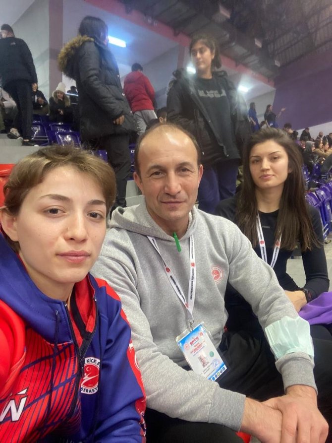 Türkiye Kick Boks Turnuvasında Balıkesir Fırtınası