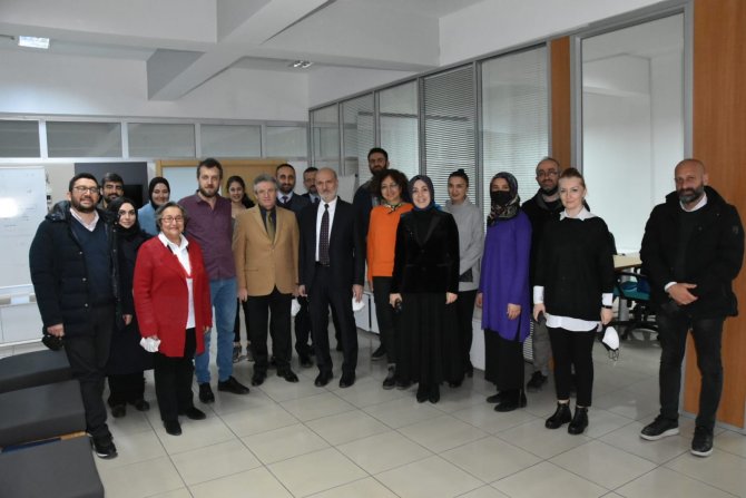 Milletvekili Bahar Ayvazoğlu’ndan Kariyer Fuarına Tam Destek