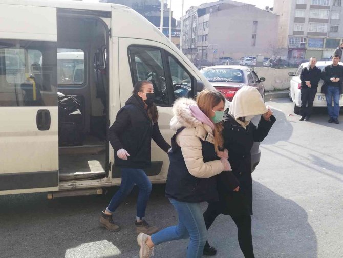 Cumhurbaşkanı Erdoğan’a Hakaret Eden Şüpheli Adliyeye Sevk Edildi