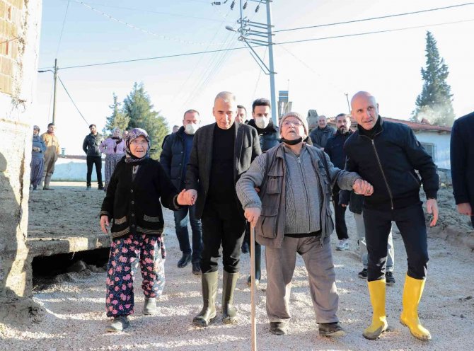Selin Vurduğu Sarayköy’de Yaralar Sarılıyor